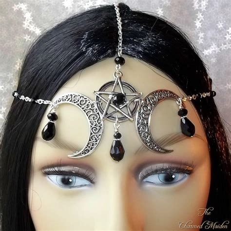 How to Incorporate a Witch Headpiece into Your Everyday Style
